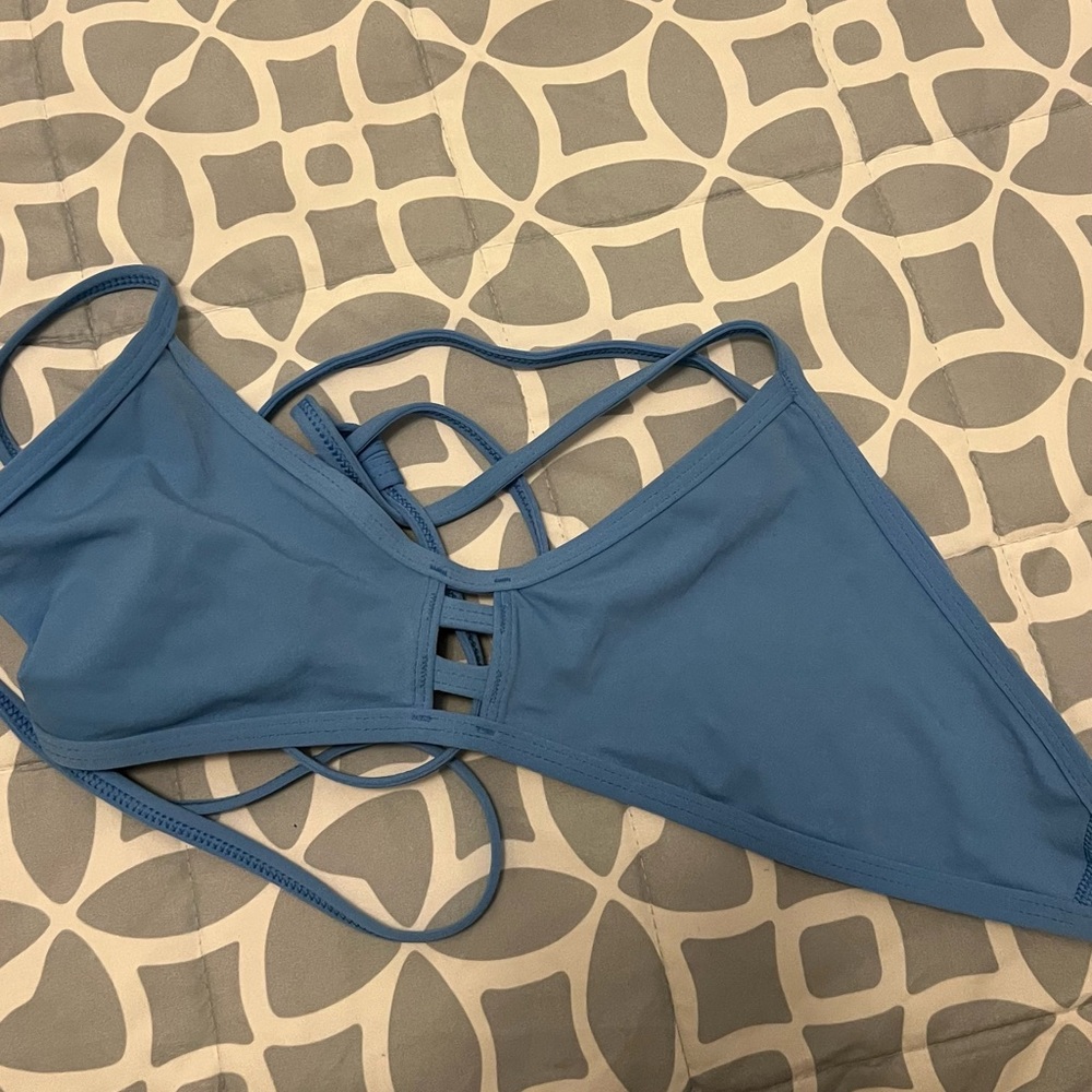 jolyn top
